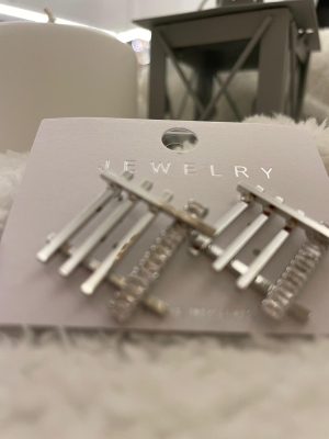 Çelik Taşlı Küpe